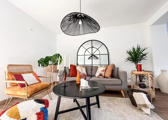 Daire Expat Renting - Les Coteaux - Jardin - Spacieux *